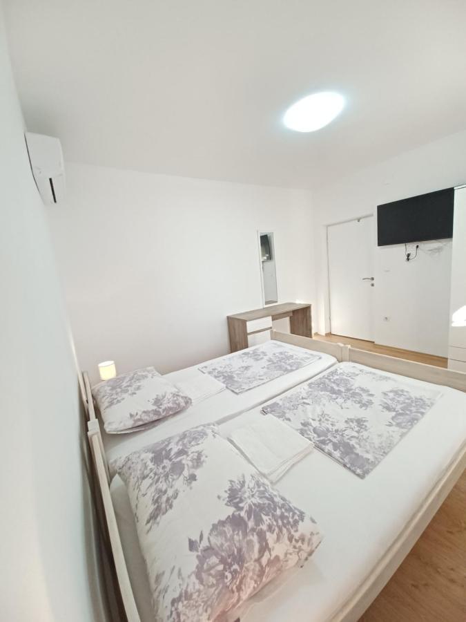 Apartment Mira Trogir Zewnętrze zdjęcie
