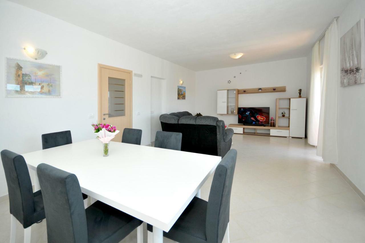 Apartment Mira Trogir Zewnętrze zdjęcie