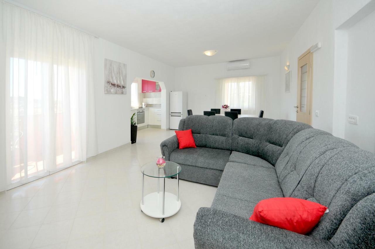 Apartment Mira Trogir Zewnętrze zdjęcie